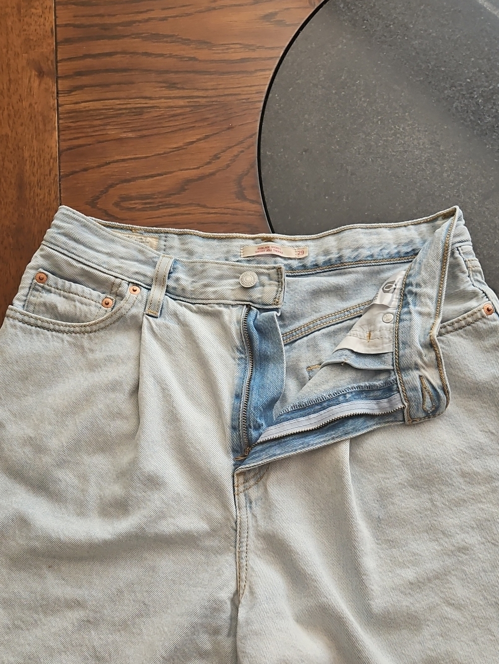 Levi's Ribcage High Rise Pleated Shorts 29 In Light Blue - Picture 8 of 16